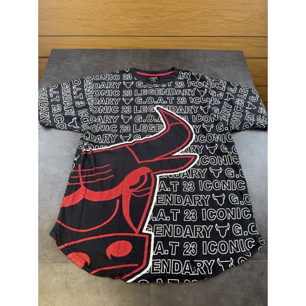 Michael Jordan Chicago Bulls GOAT All over Print Legendary Status Tshirt 2XL